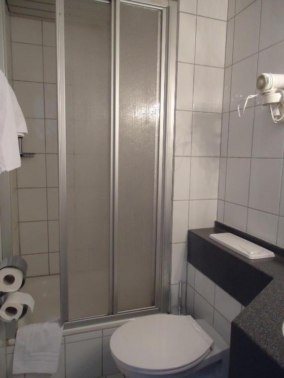 Hotel Schweizer Hof Halle  Δωμάτιο φωτογραφία
